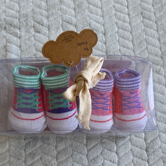 NWT Baby Essentials Colorful Socks Set 4 Pairs - Picture 2 of 4